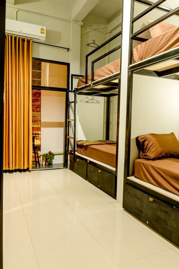 Iris Hostel Chiang Mai Exterior photo